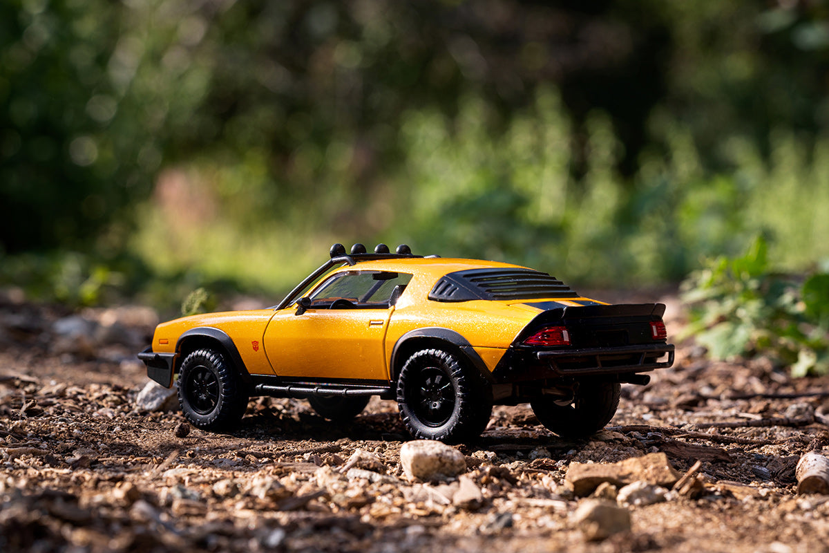 Chevrolet Camaro 1977 Transformers Bumblebee T7 1:24