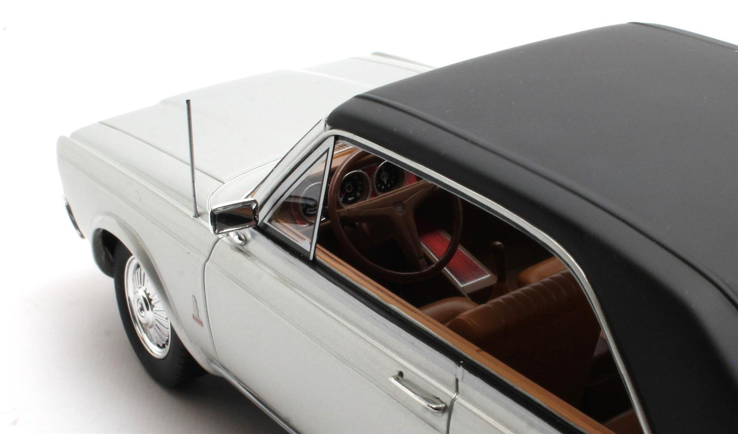 Ford Taunus P7B Coupé '69-'71 1:18