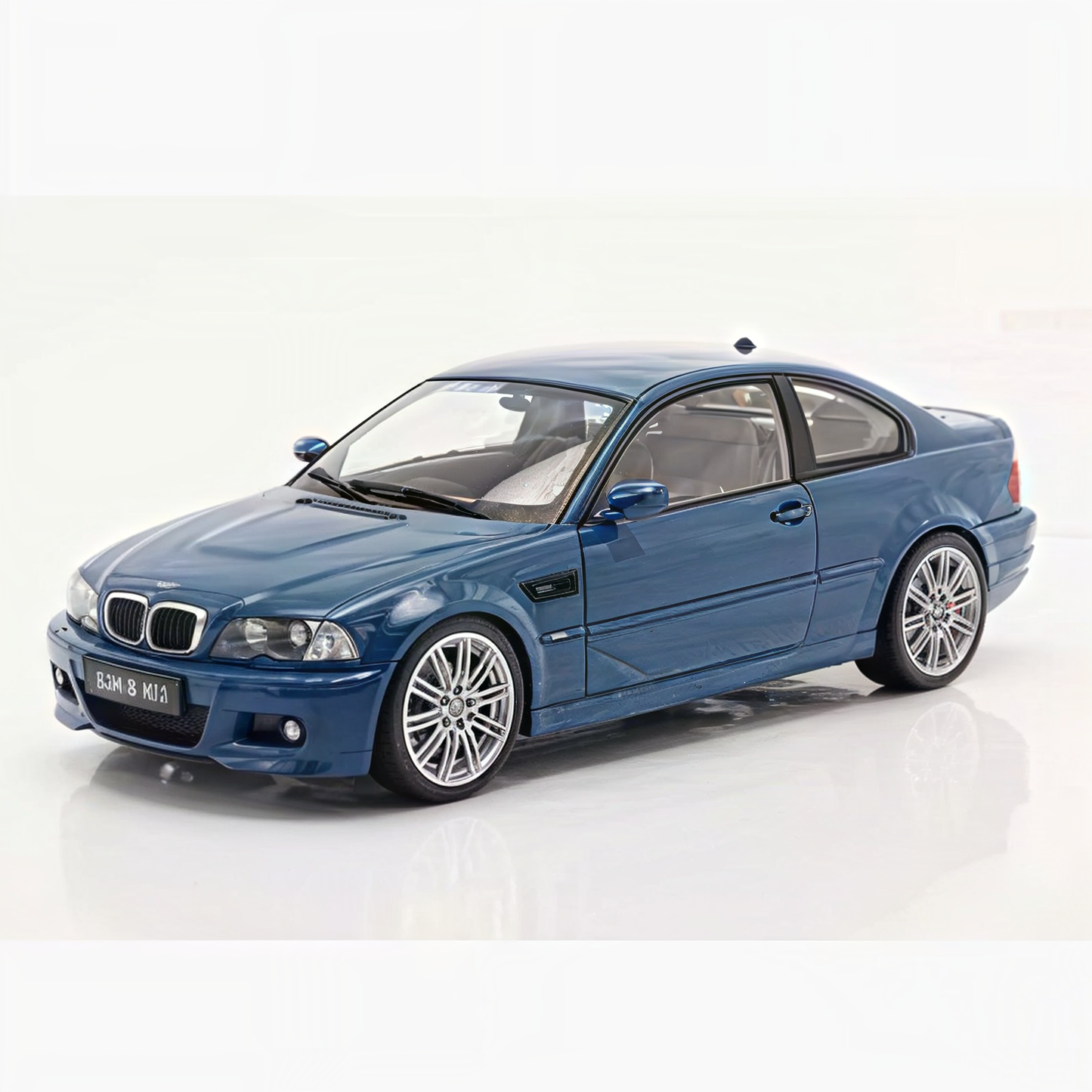 BMW E46 M3 2000 1:18