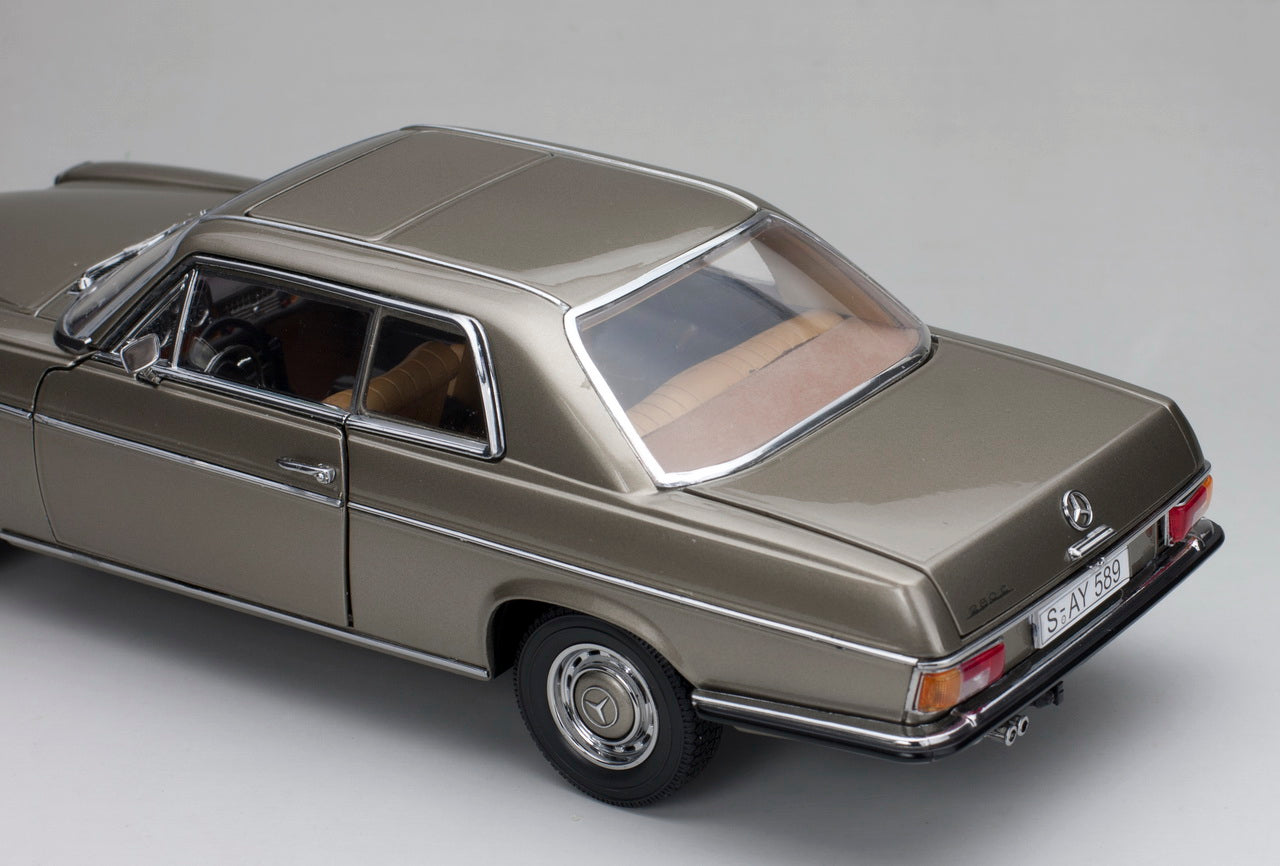 Mercedes Strich 8 Coupé 1973 1:18