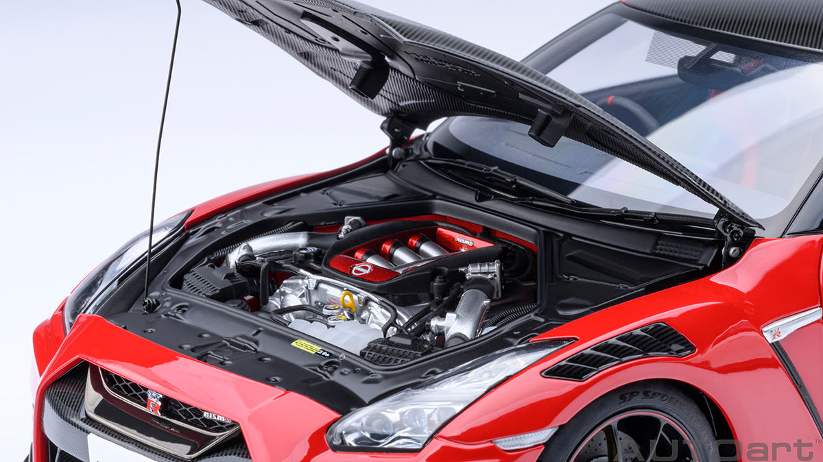 NISSAN GT-R (R35) NISMO 2022 1:18