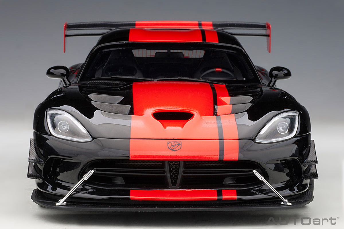 Dodge Viper ACR 1:18