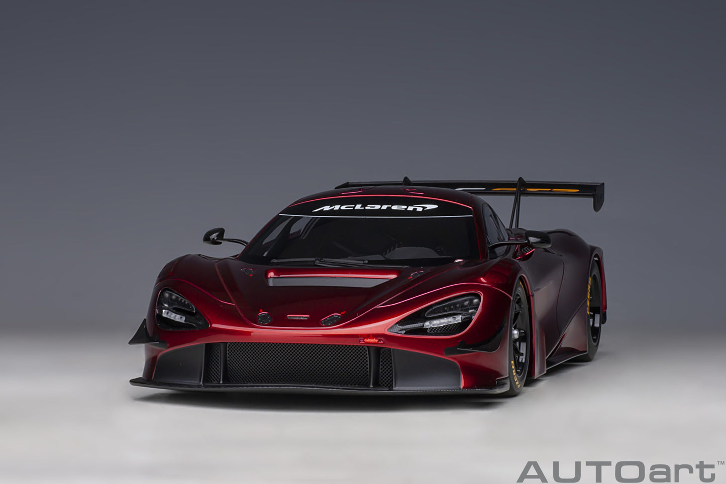 McLAREN 720S GT3 1:18