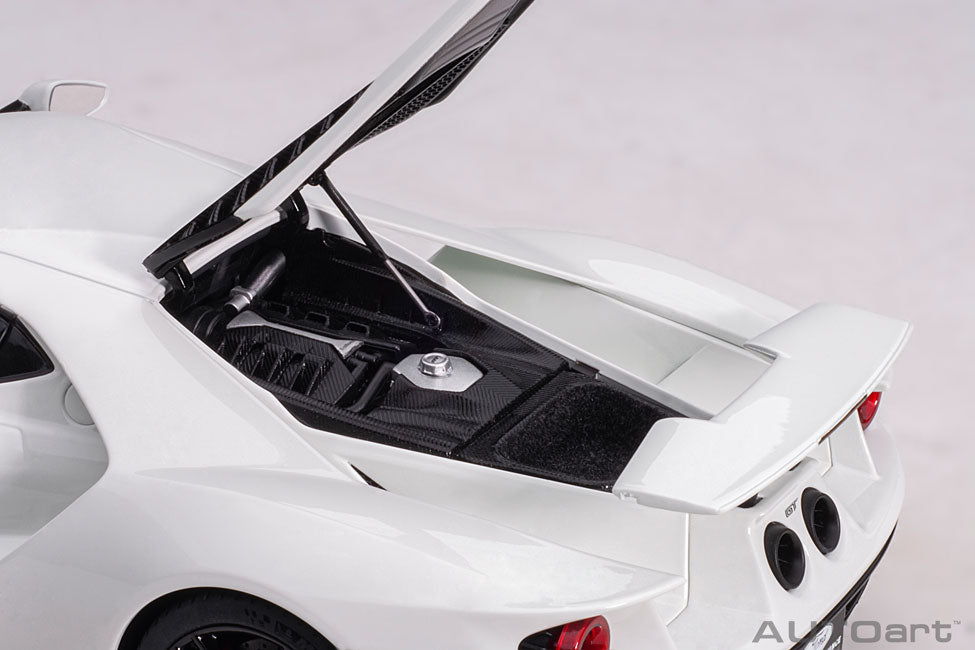 Ford GT 2017 1:18
