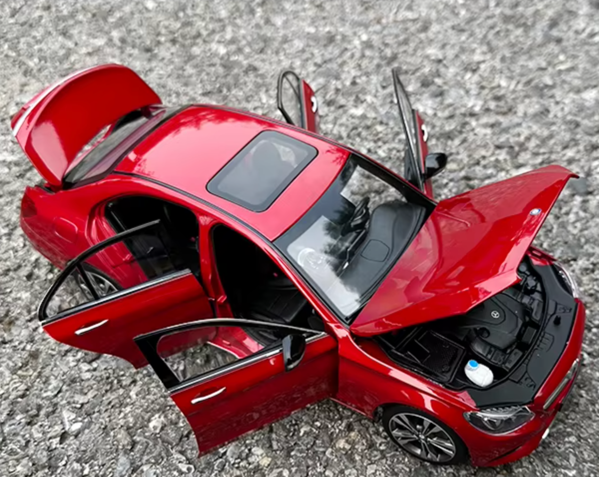 Mercedes-Benz C-Class C200 W205 1:18