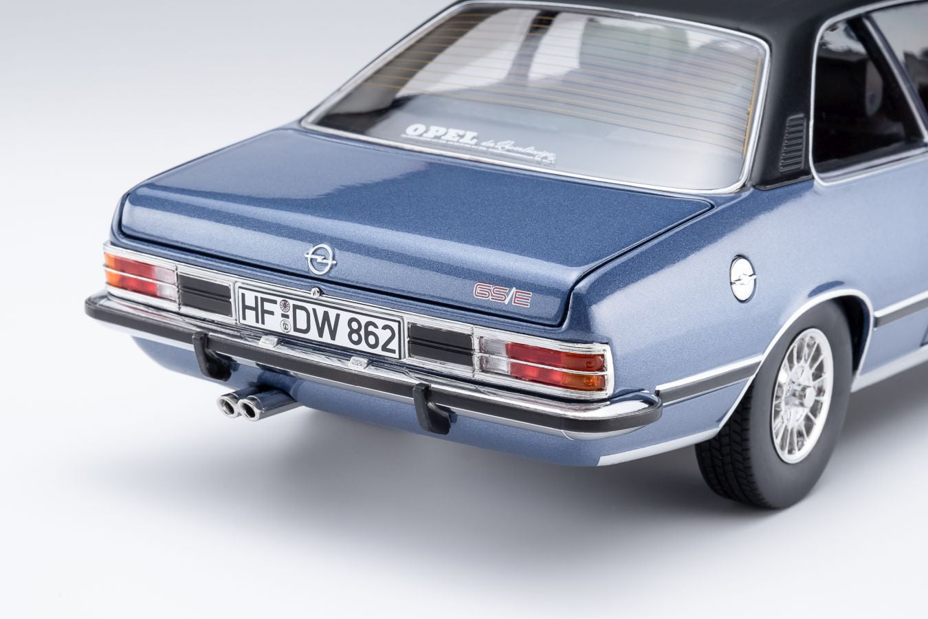 Opel Commodore B GS/E Coupé 1975 1:18