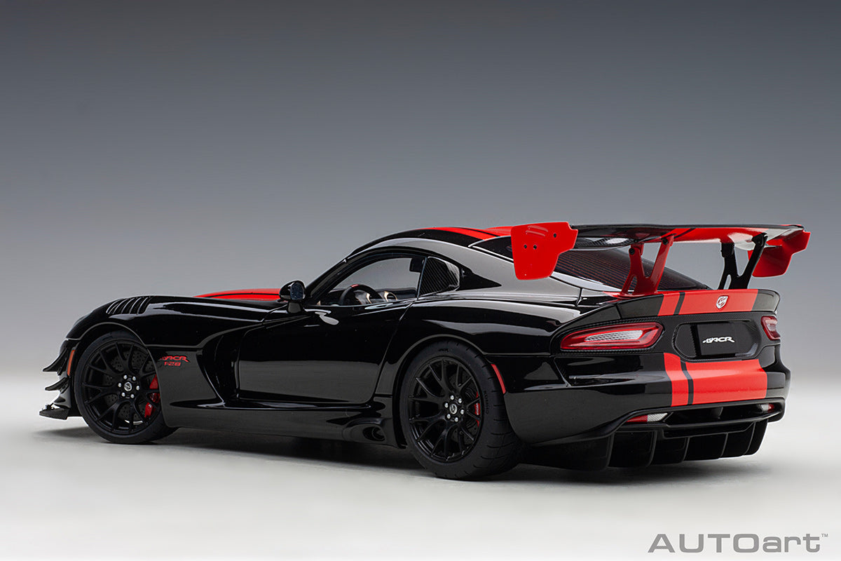 Dodge Viper ACR 1:18