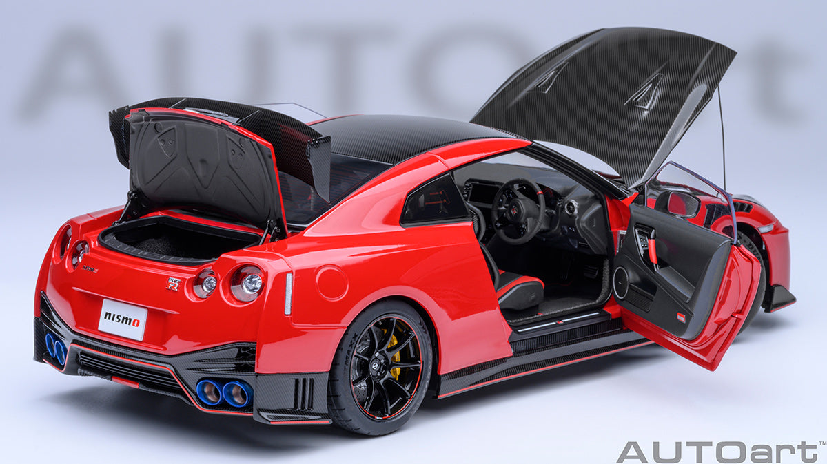 NISSAN GT-R (R35) NISMO 2022 1:18