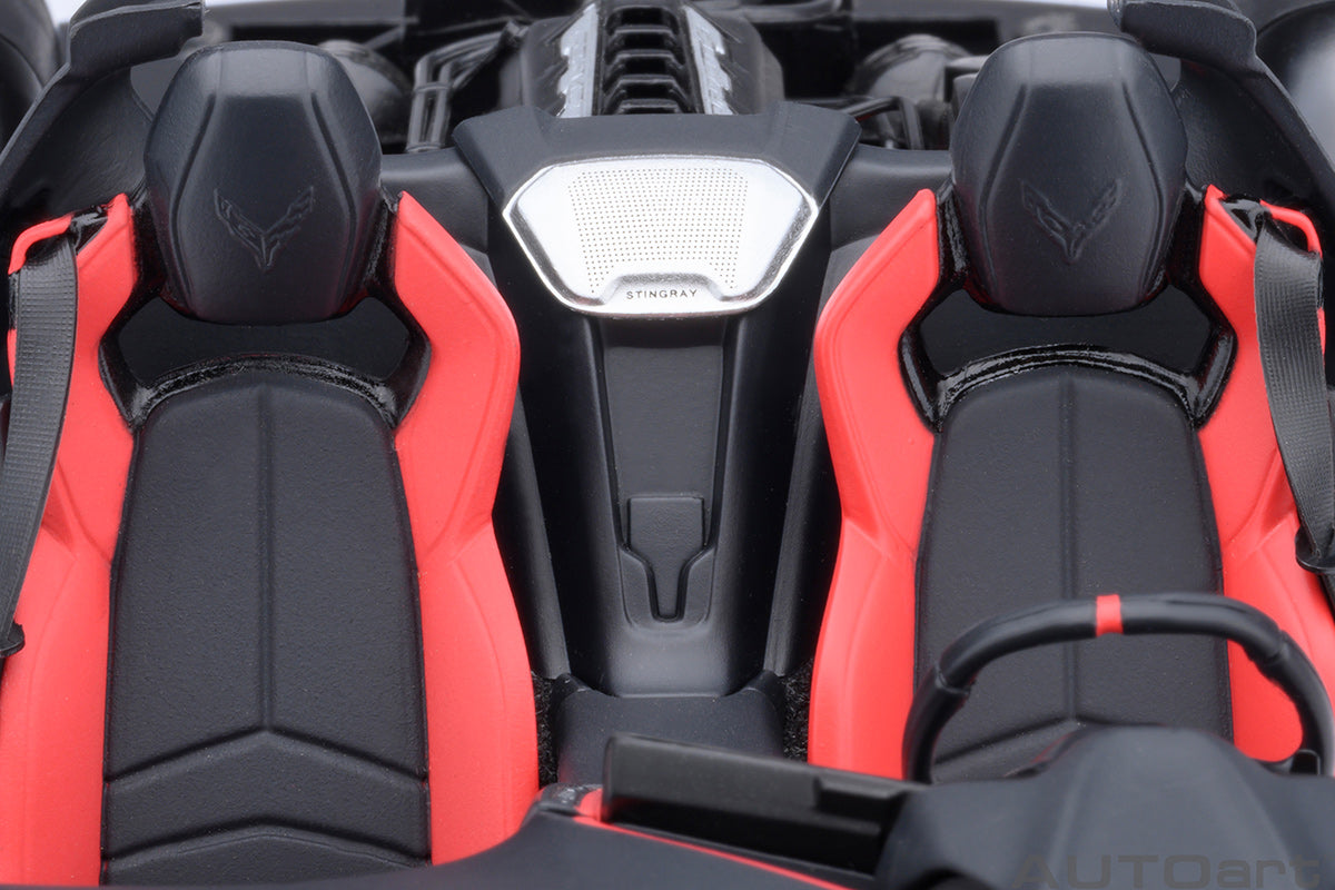 Chevrolet Corvette C8 Stingray 1:18