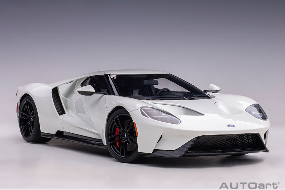 Ford GT 2017 1:18