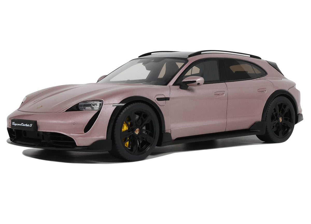 Porsche Taycan Turbo S 1:18