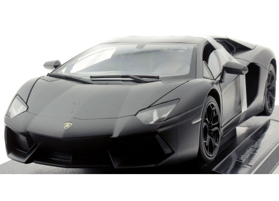 Lamborghini Aventador LP700-4 1:18