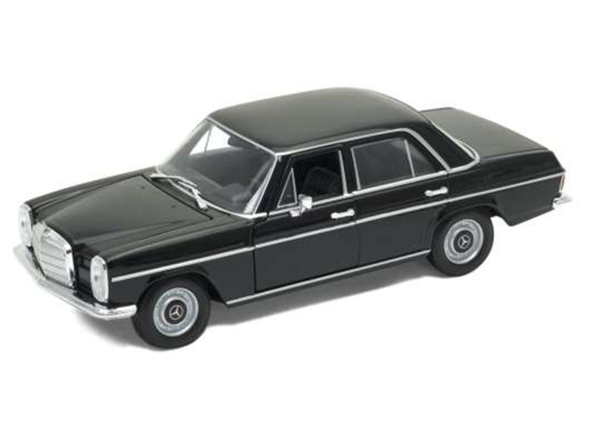 Mercedes 220 1:24