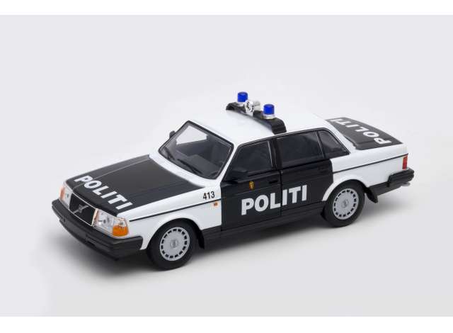 Volvo 240 GL 1986 Norway Police 1:24