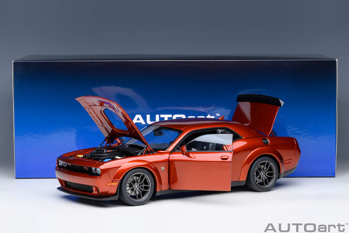DODGE CHALLENGER R/T 1:18