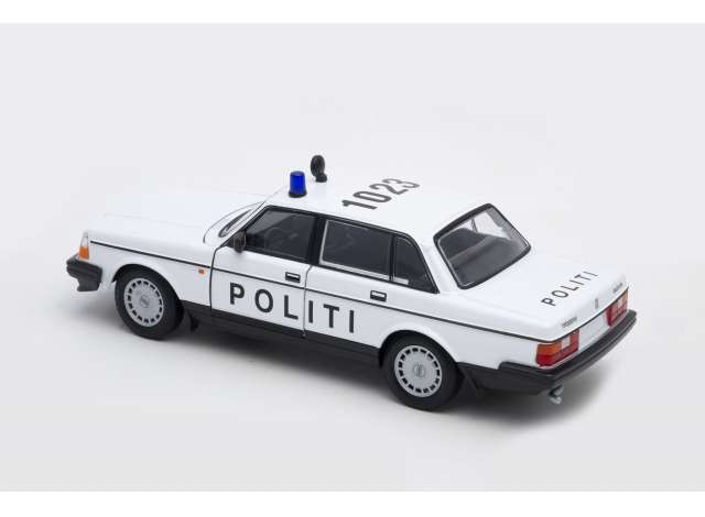 Volvo 240 GL 1986 Denmark Police 1:24