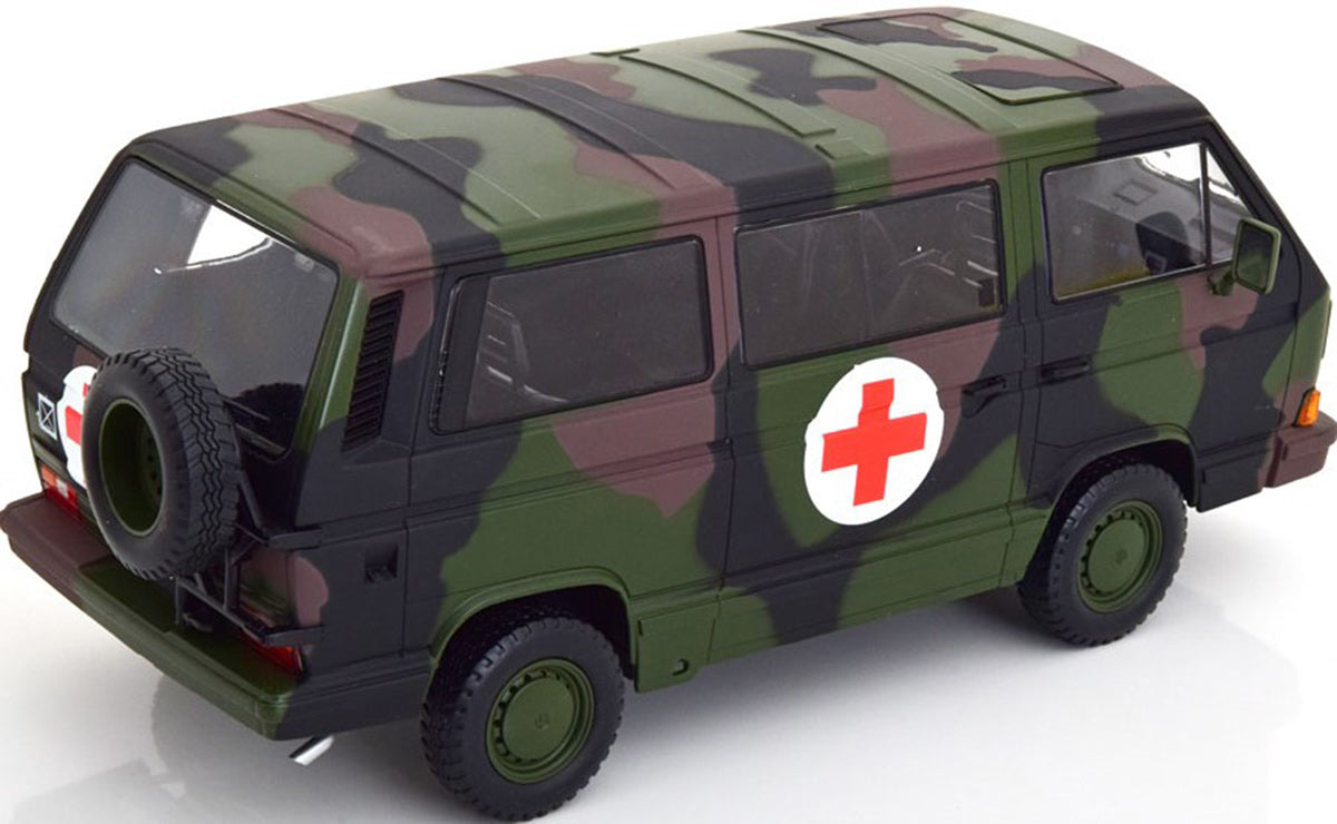 Volkswagen VW T3 Bus Bundeswehr Ambulanz 1987 1:18