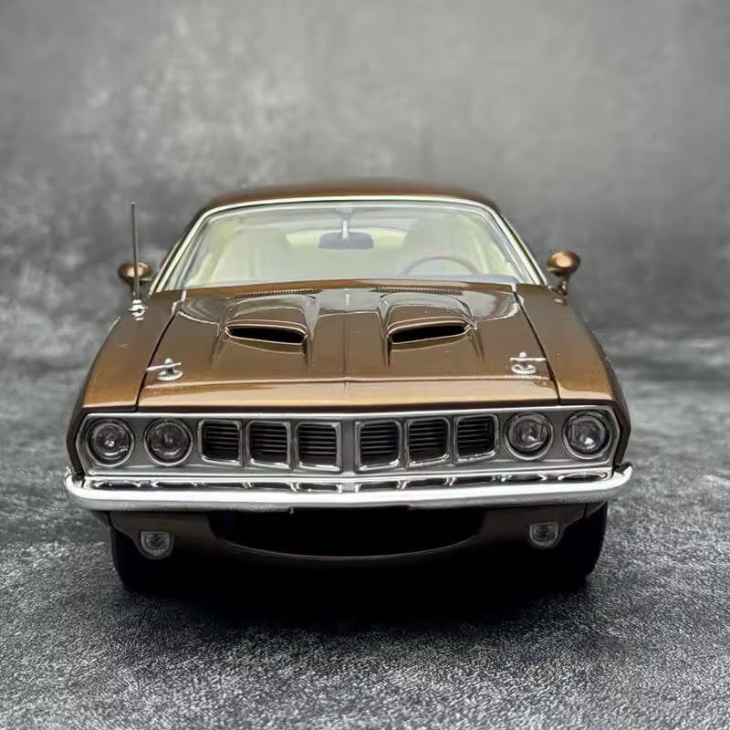Plymouth Cuda 1971 1:18