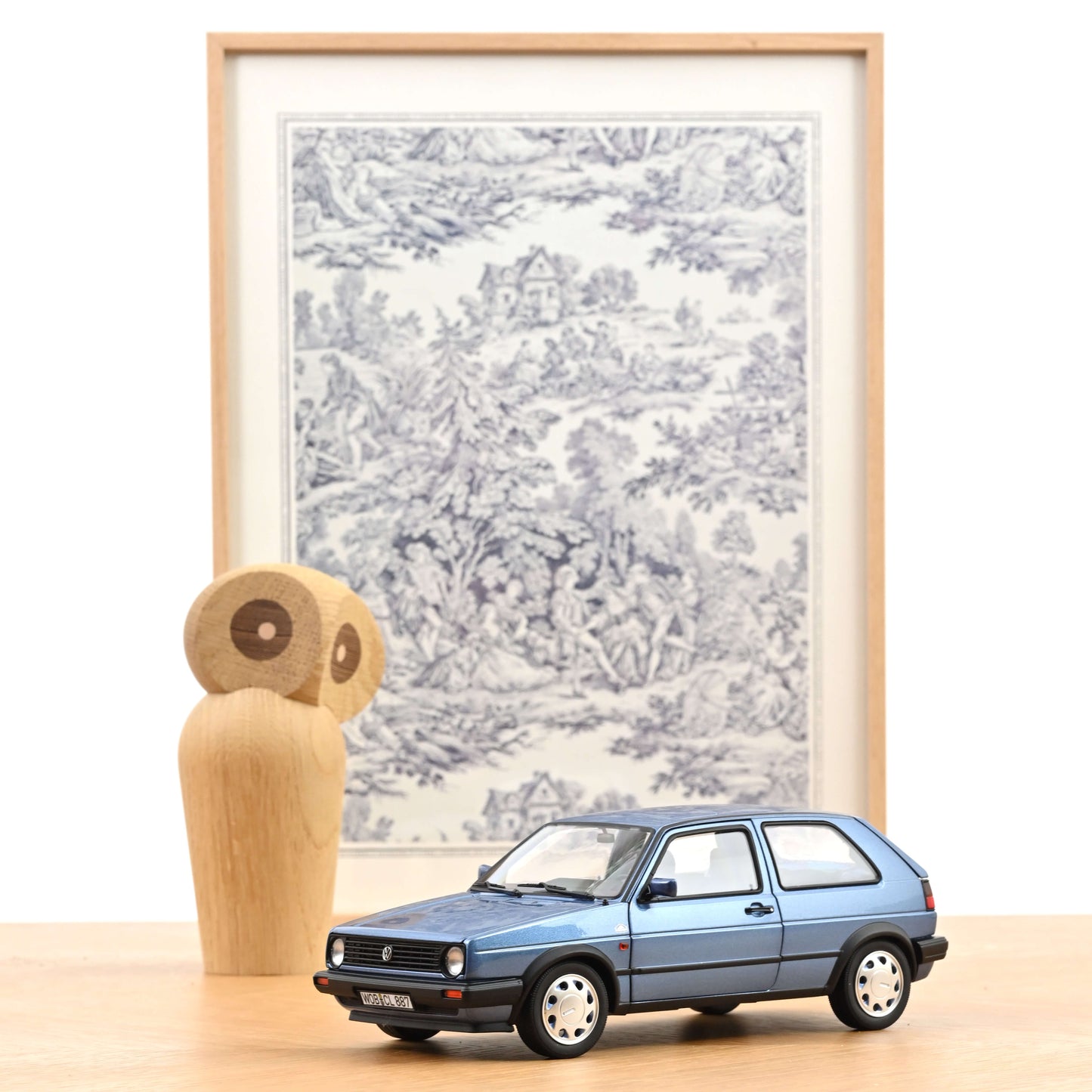 Volkswagen VW Golf 1988 1:18