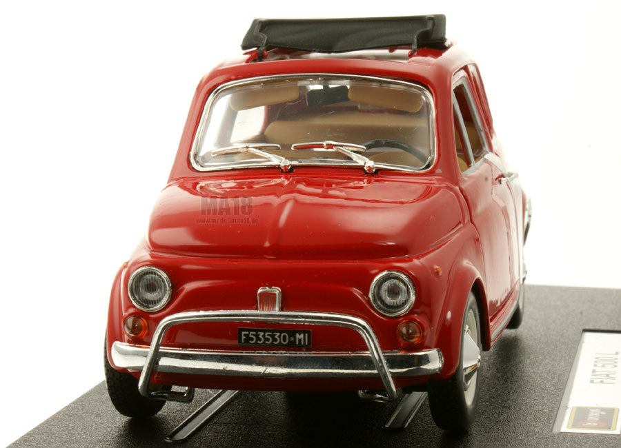 Fiat 500 L 1:24