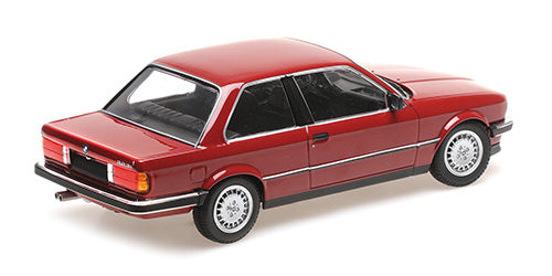 BMW 323I (E30) 1982 1:18