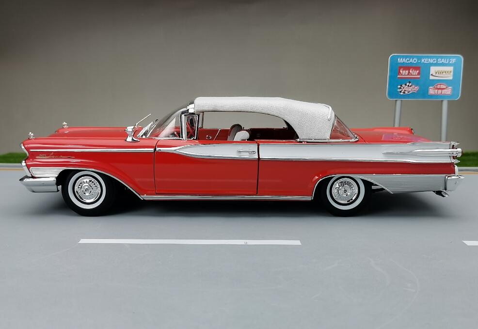 Mercury Park Lane 1959 1:18