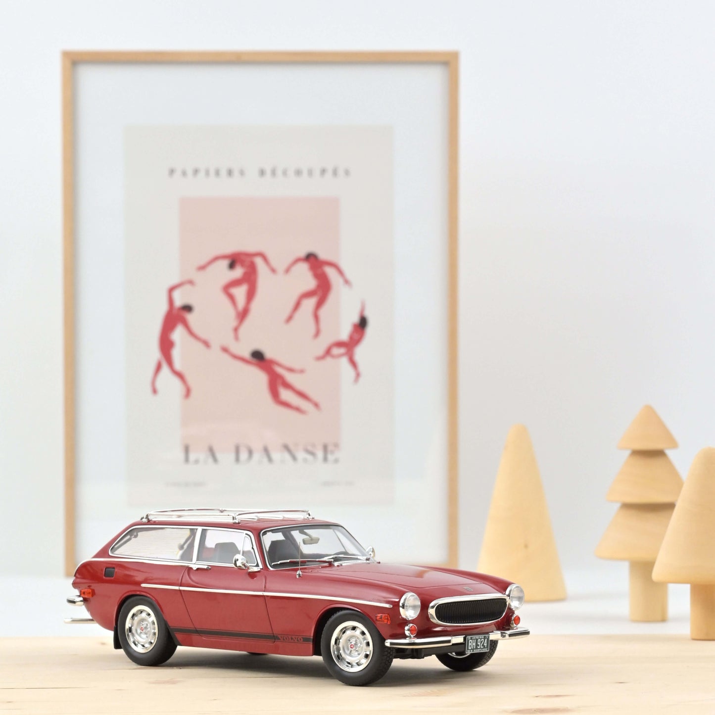 Volvo 1800 ES (US version) 1972 1:18