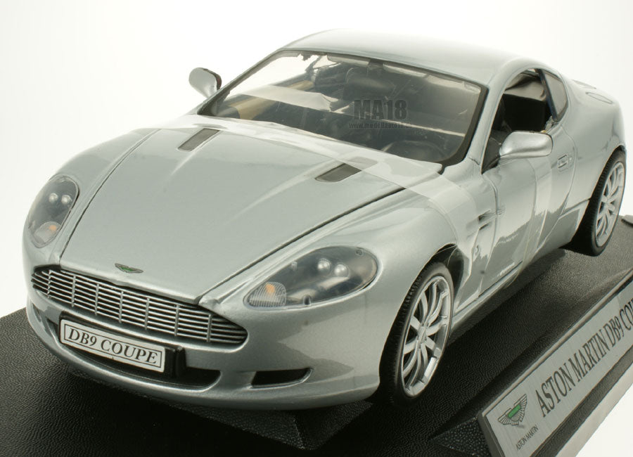 Aston Martin DB9 Coupe 1:18