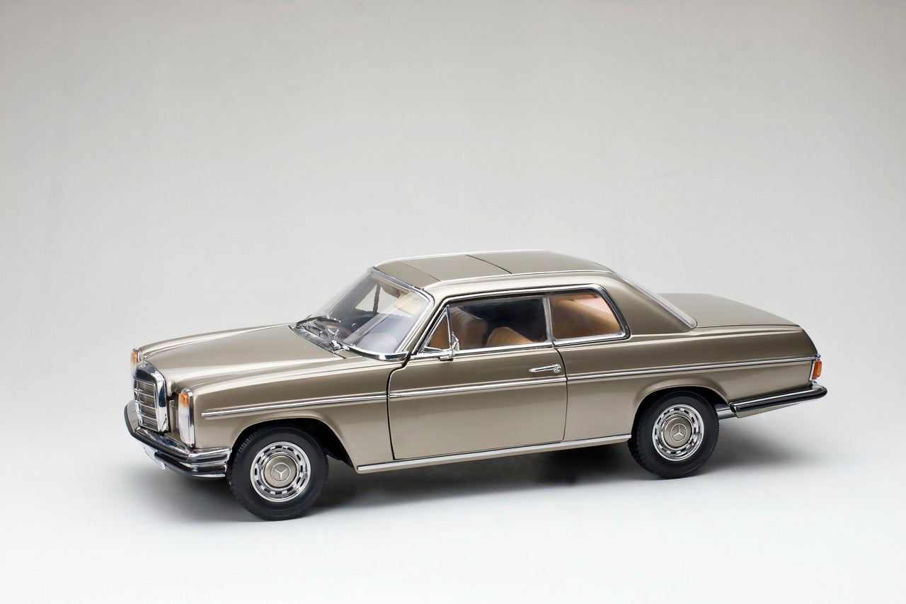 Mercedes Strich 8 Coupé 1973 1:18