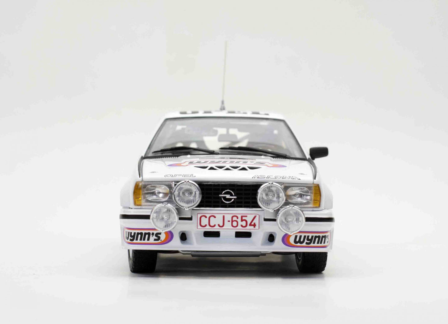 Opel Ascona 400 #8 G.Colsoul/A.Lopes 1981 1:18