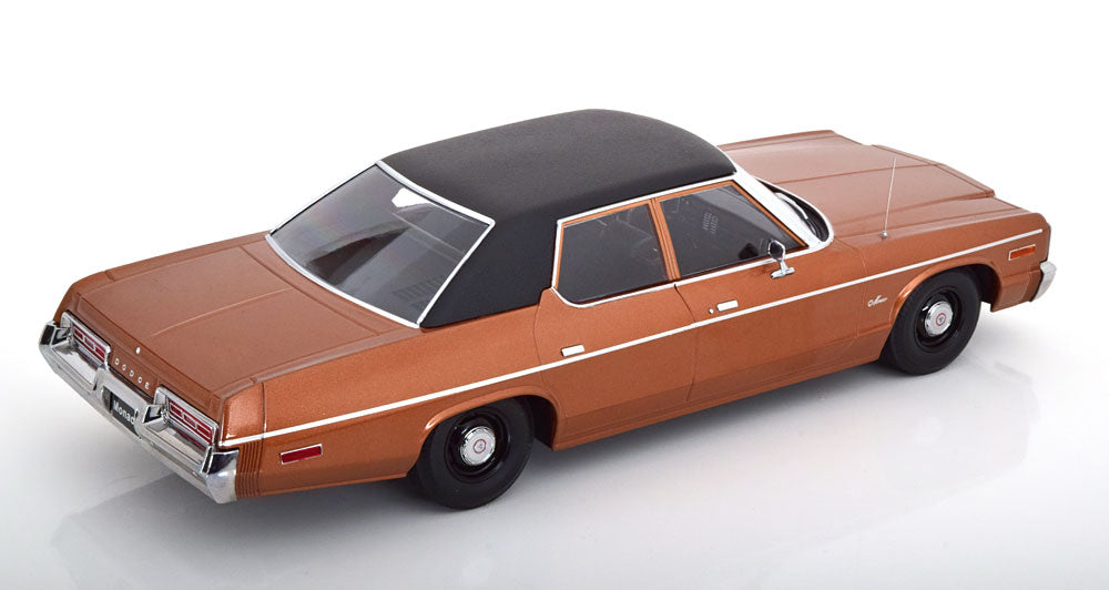 Dodge Monaco 1974 1:18