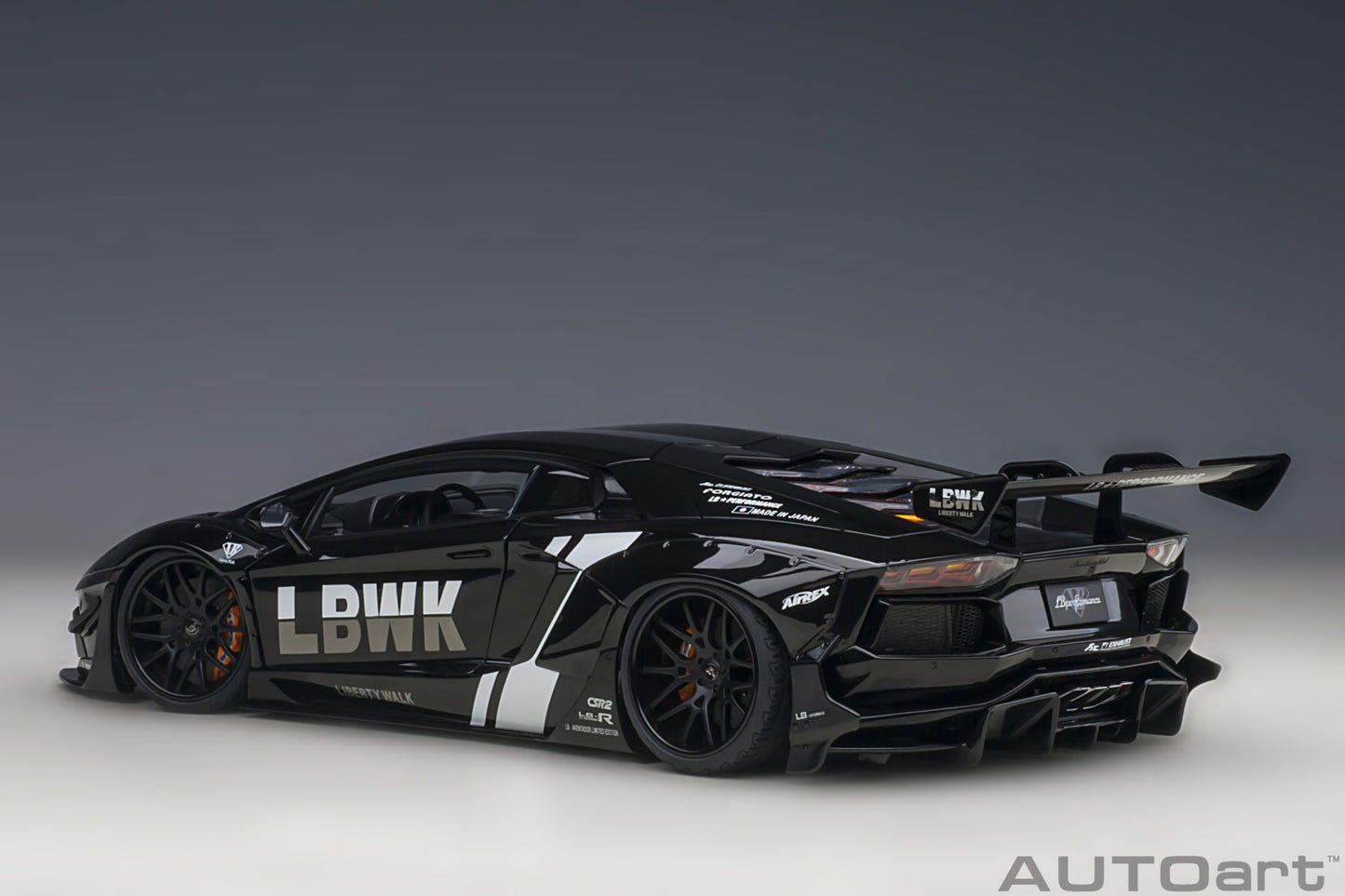 Lamborghini Aventador Liberty Walk LB WORKS Limited Edition 1:18