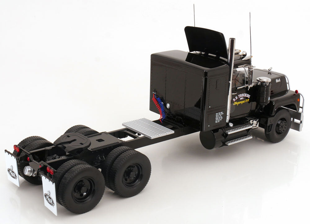 Mack RL700L 1974 1:18