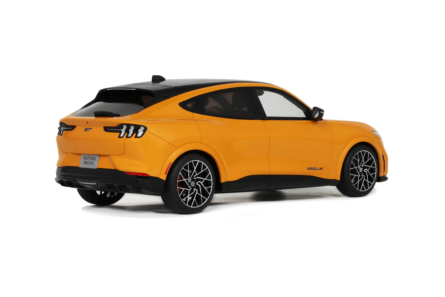 Ford Mustang MACH-E GT Performance 2021 1:18