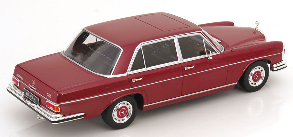 Mercedes 300 SEL 6.3 W109 1967-1972 1:18