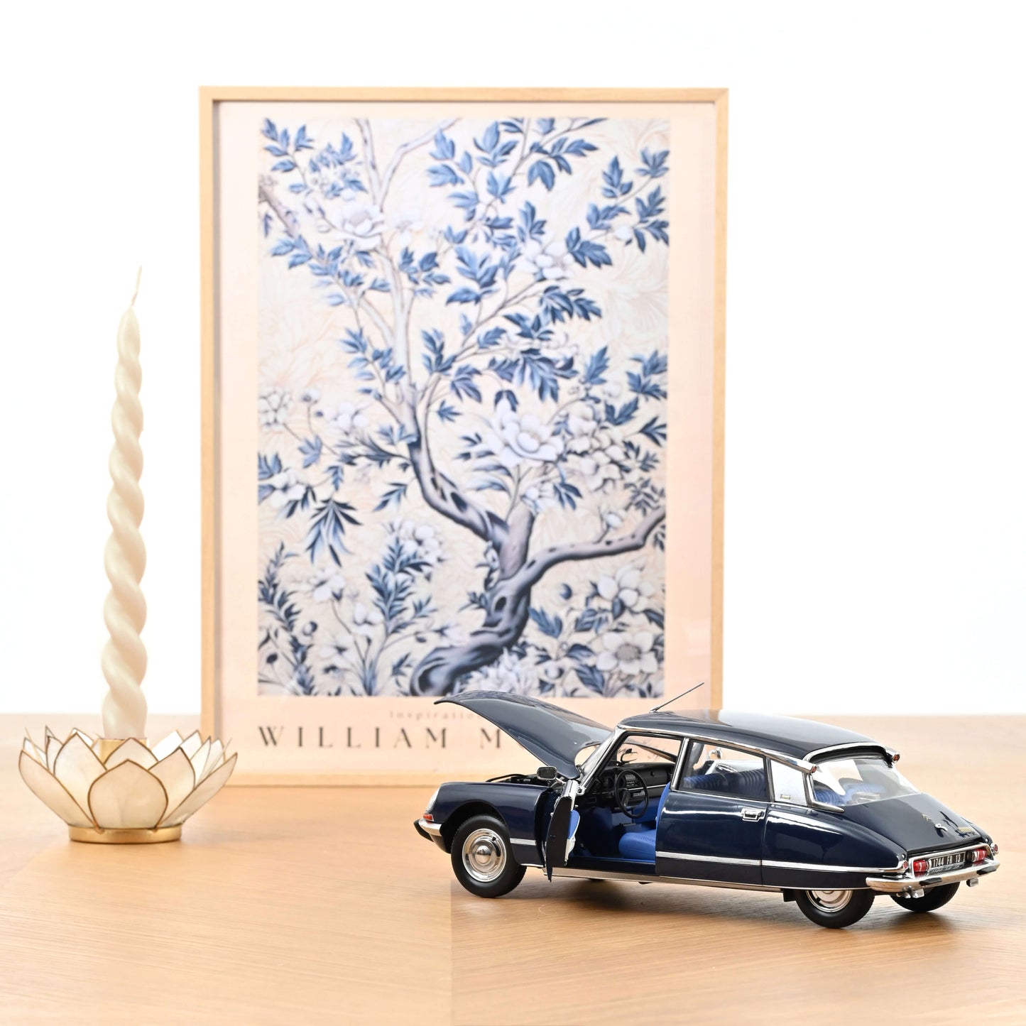 Citroën DS 23 Pallas 1974 1:18