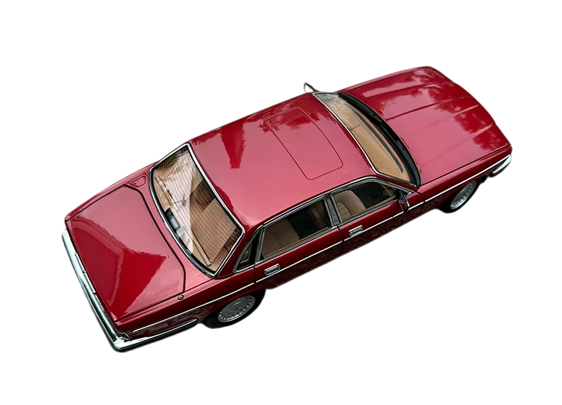 Jaguar XJ40 1:18