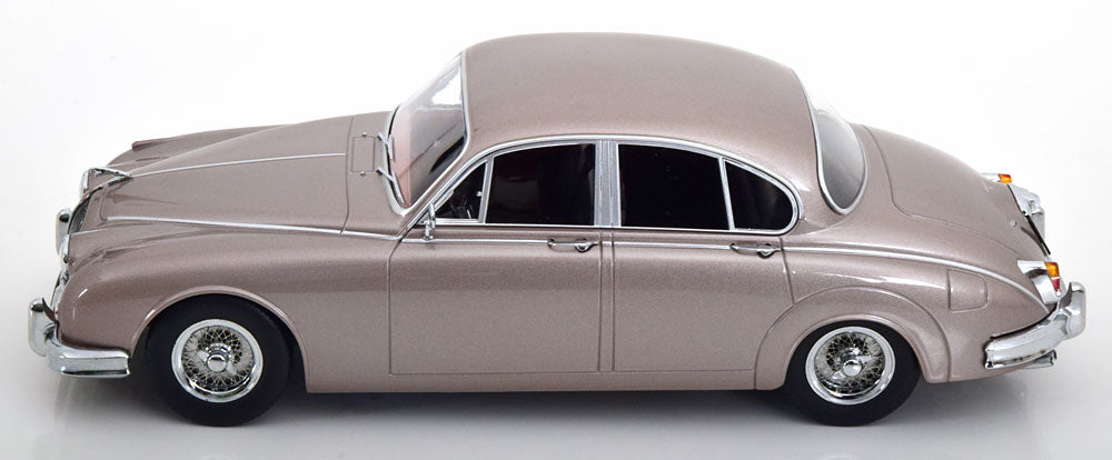 Jaguar MK II 1:18