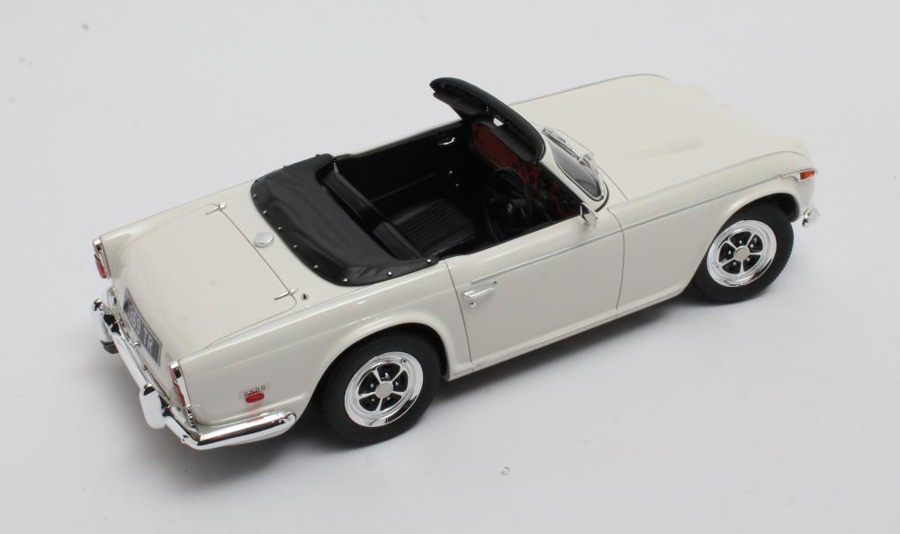Triumph TR5 P.I. 1967-1968 1:18