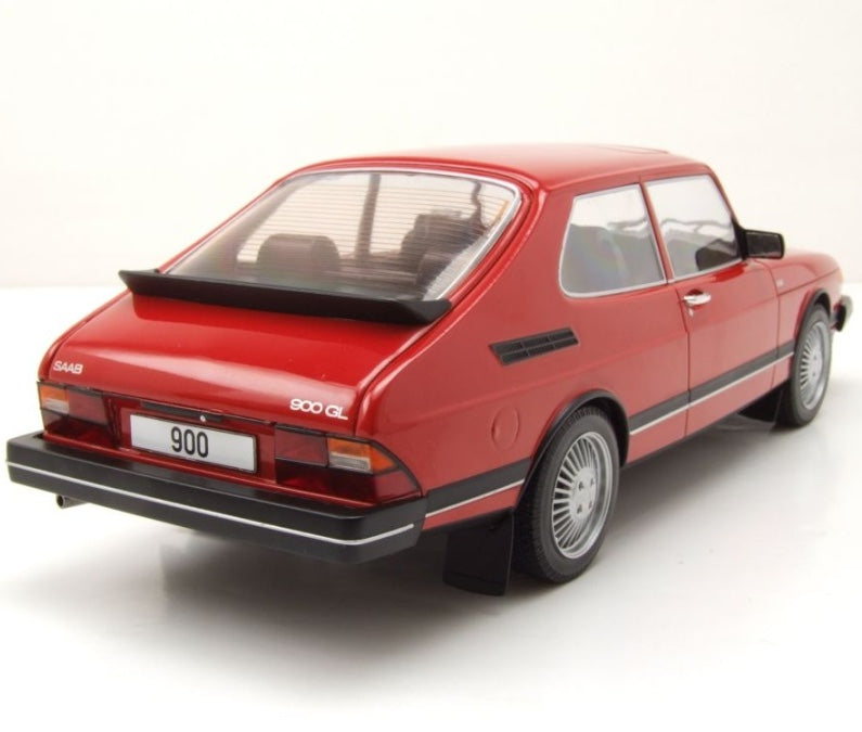 Saab 900 Turbo year 1981 1:18
