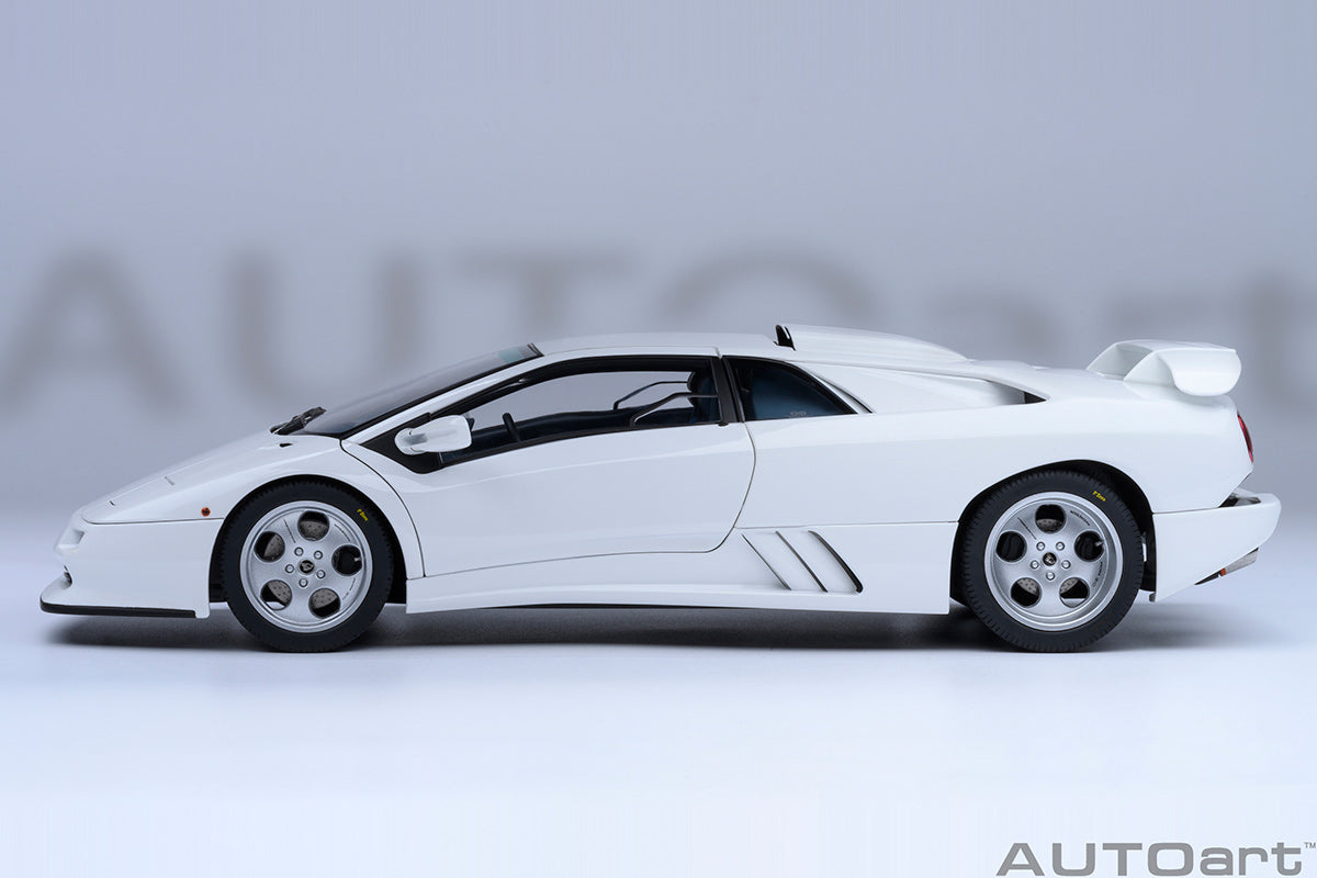 Lamborghini Diablo SE30 JOTA 1:18