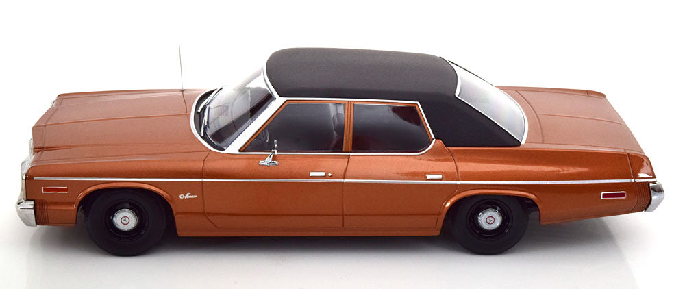 Dodge Monaco 1974 1:18