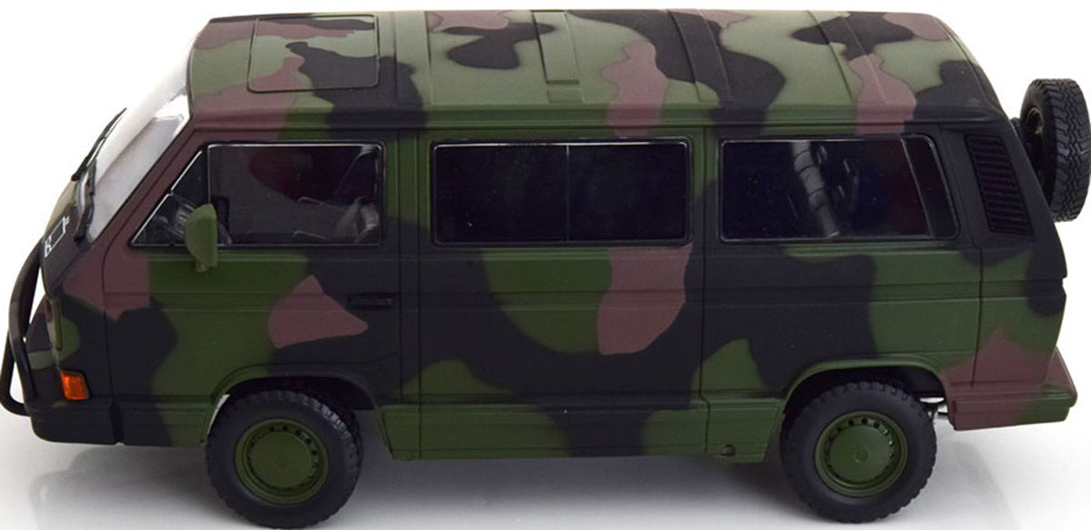Volkswagen VW T3 Bus Bundeswehr 1987 1:18