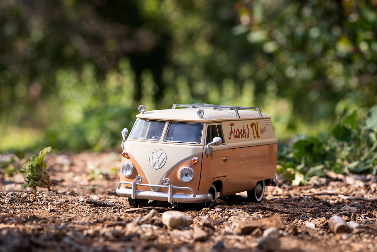 Volkswagen VW Bus Transformers T7 Wheeljack 1:24