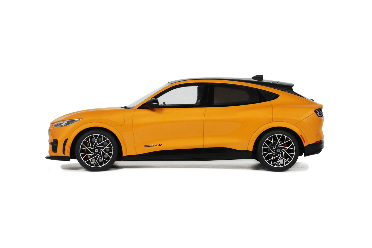 Ford Mustang MACH-E GT Performance 2021 1:18