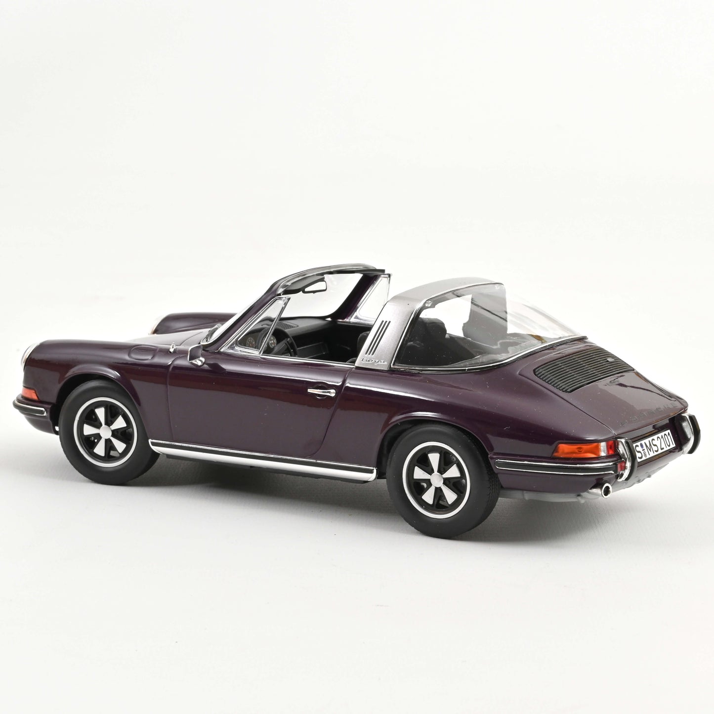 Porsche 911 E Targa 1971 1:18