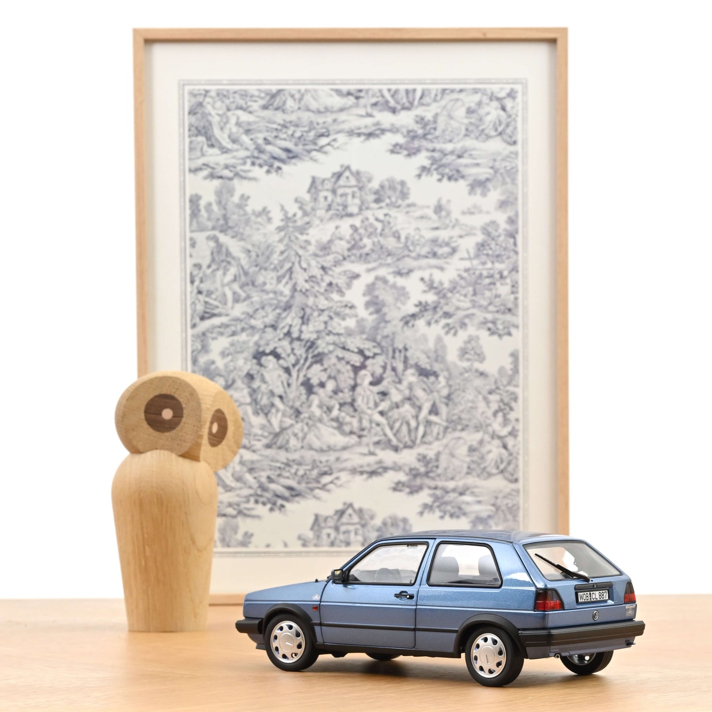 Volkswagen VW Golf 1988 1:18