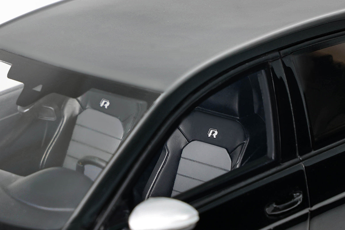 Volkswagen Golf VII R 1:18