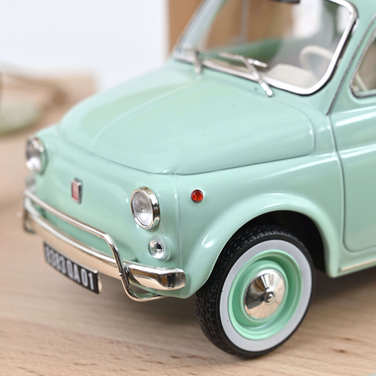 Fiat 500 L 1968 1:18