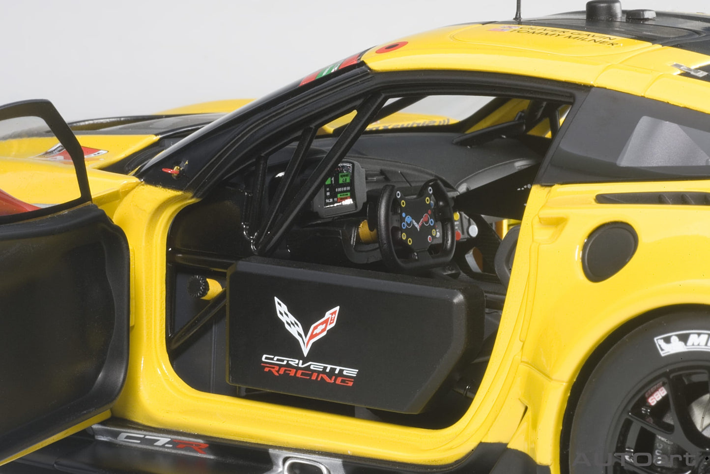 Chevrolet Corvette C7.R Winner Lime Rock 2016 #4 O.Gavin/T.Milner 1:18